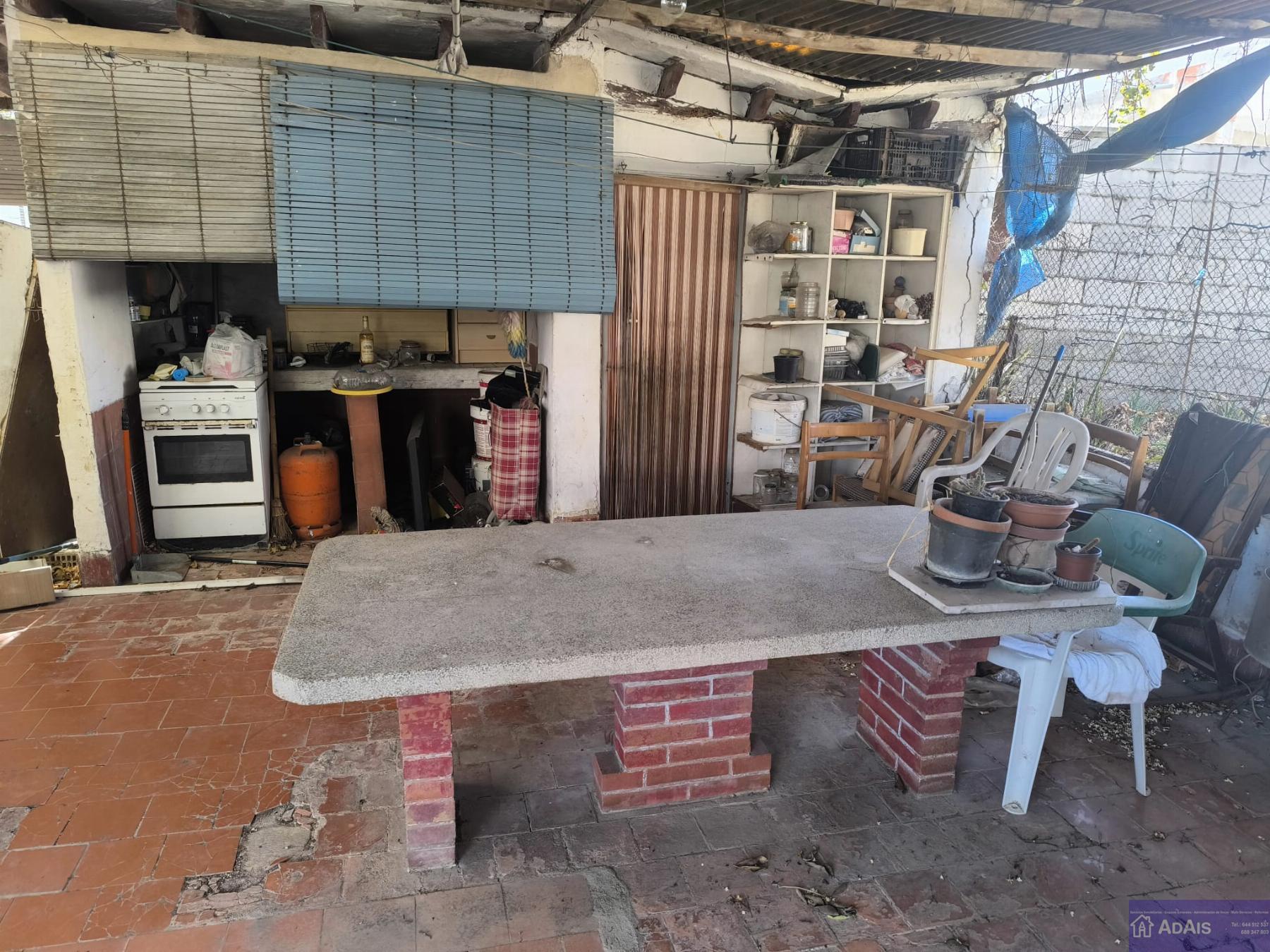For sale of chalet in Gandia