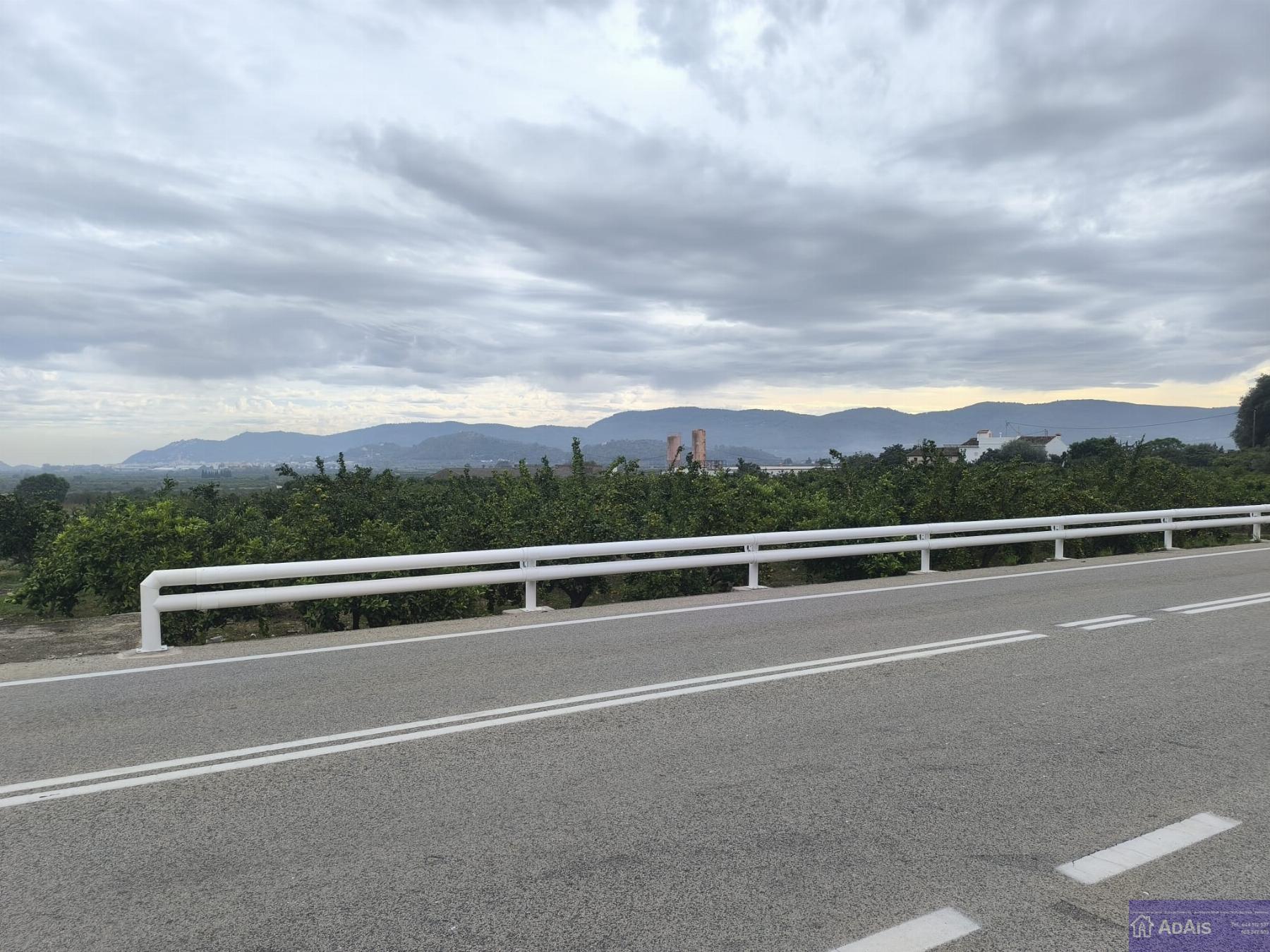 For sale of land in Ador