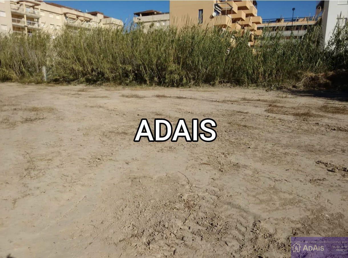 For sale of land in Daimús