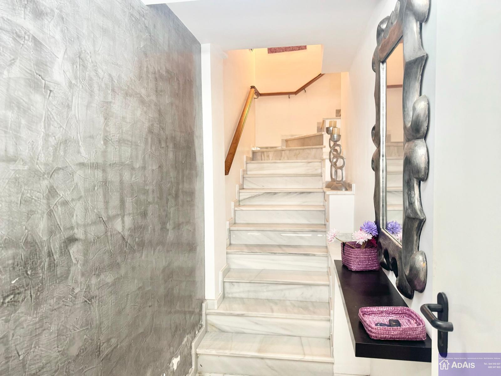 For sale of chalet in Piles