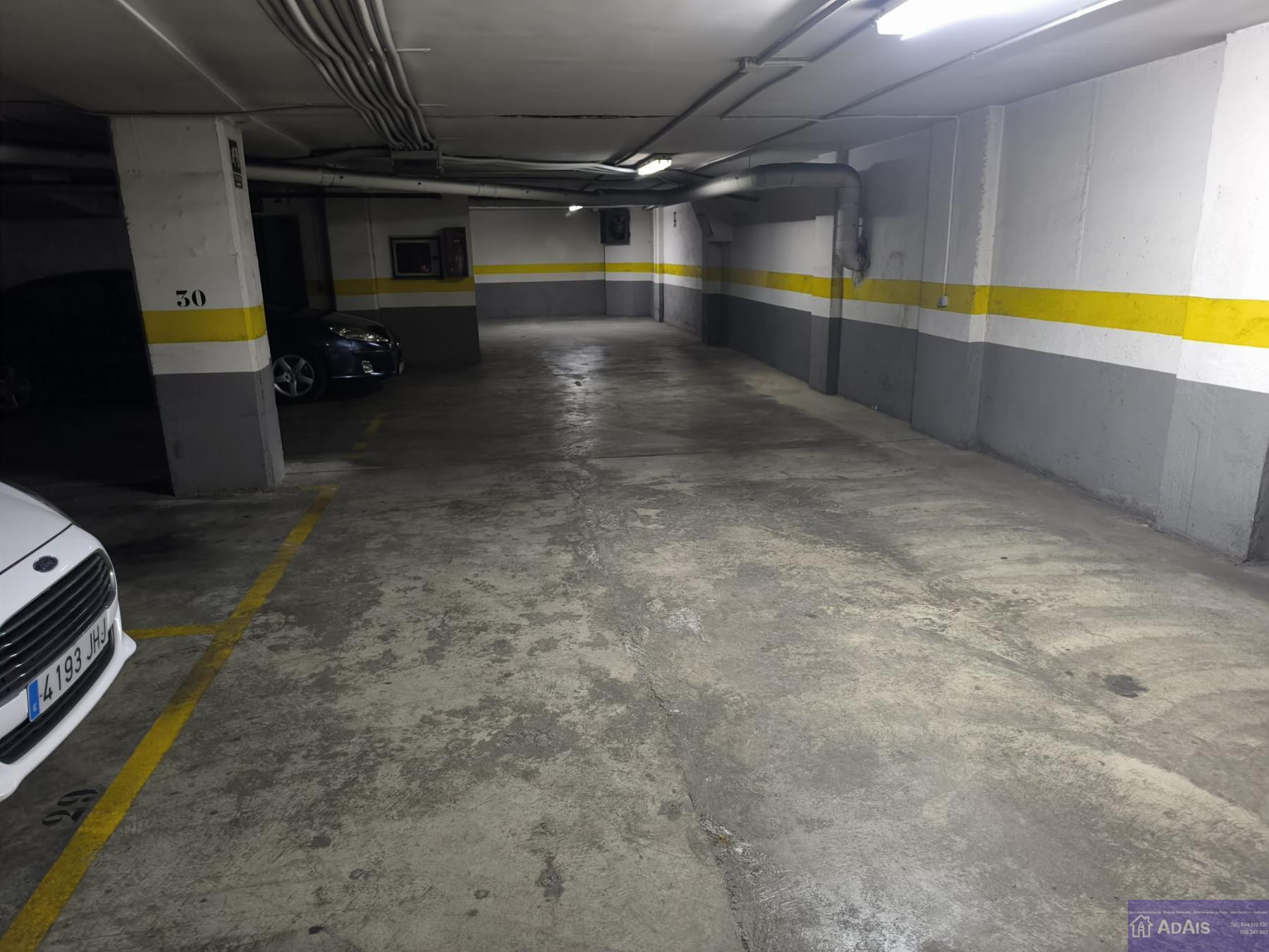 For sale of garage in Gandia