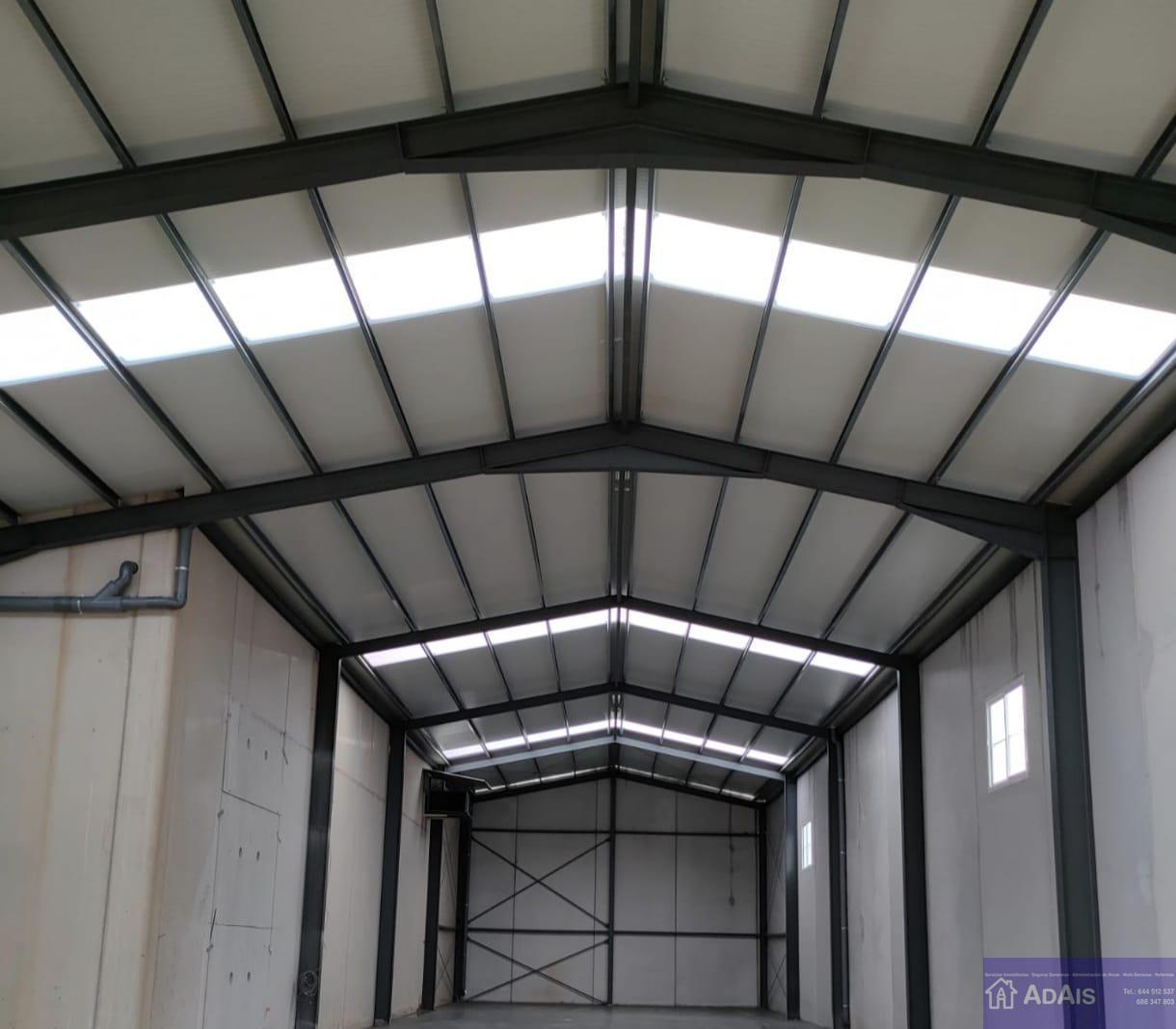 Venta de nave industrial en Palmera