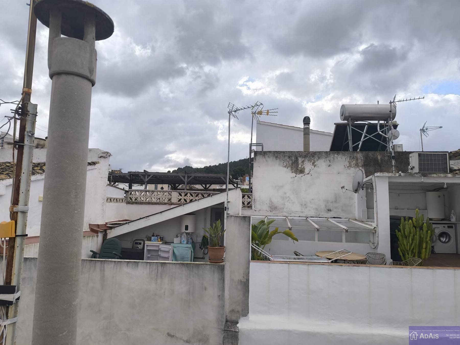 For sale of house in Oliva