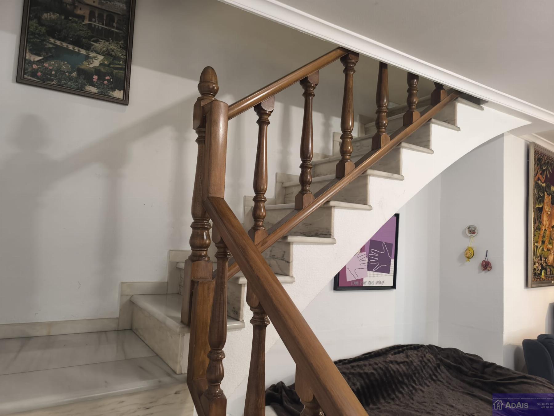 For sale of house in Oliva