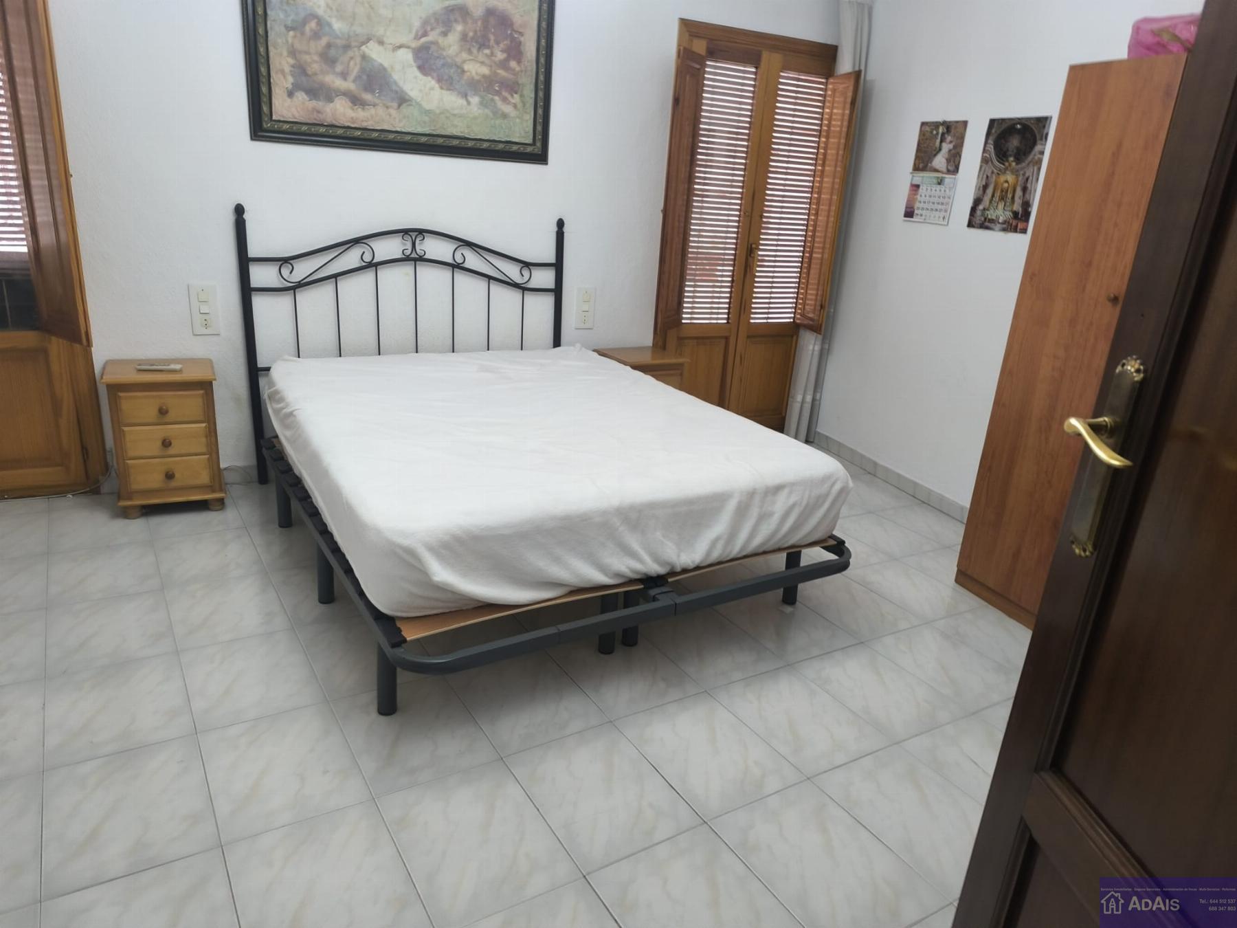 For sale of house in Oliva