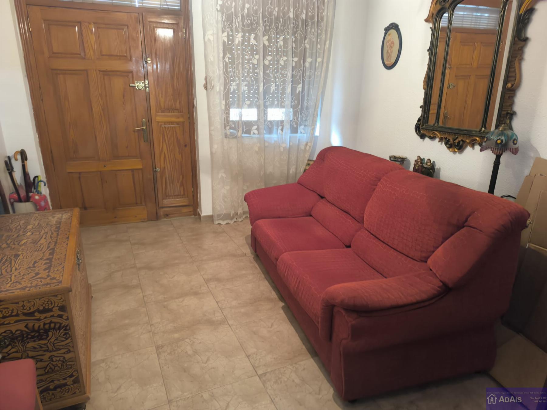 For sale of house in Oliva