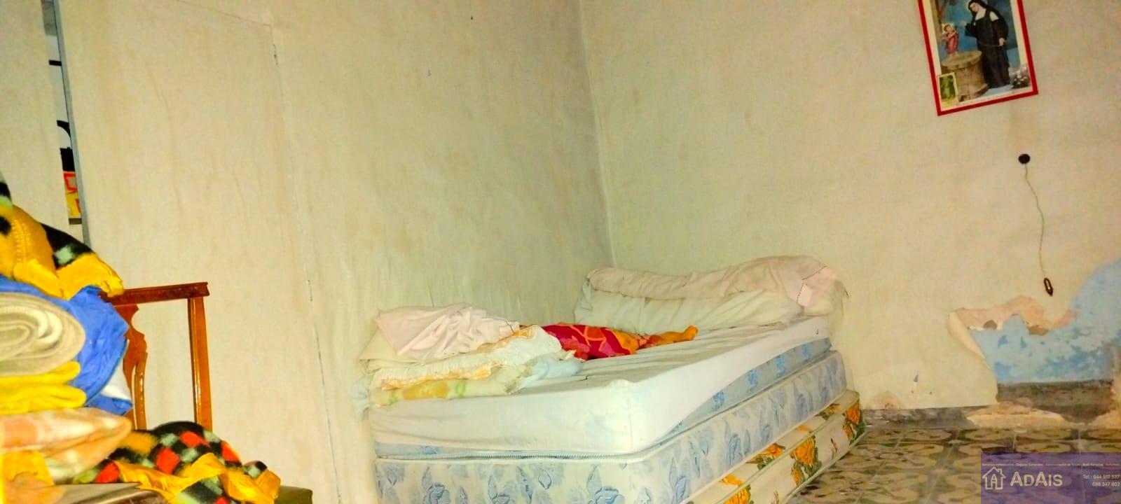 For sale of house in Benigánim