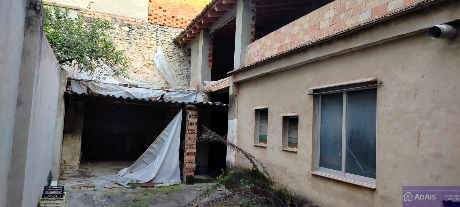 For sale of house in Benigánim