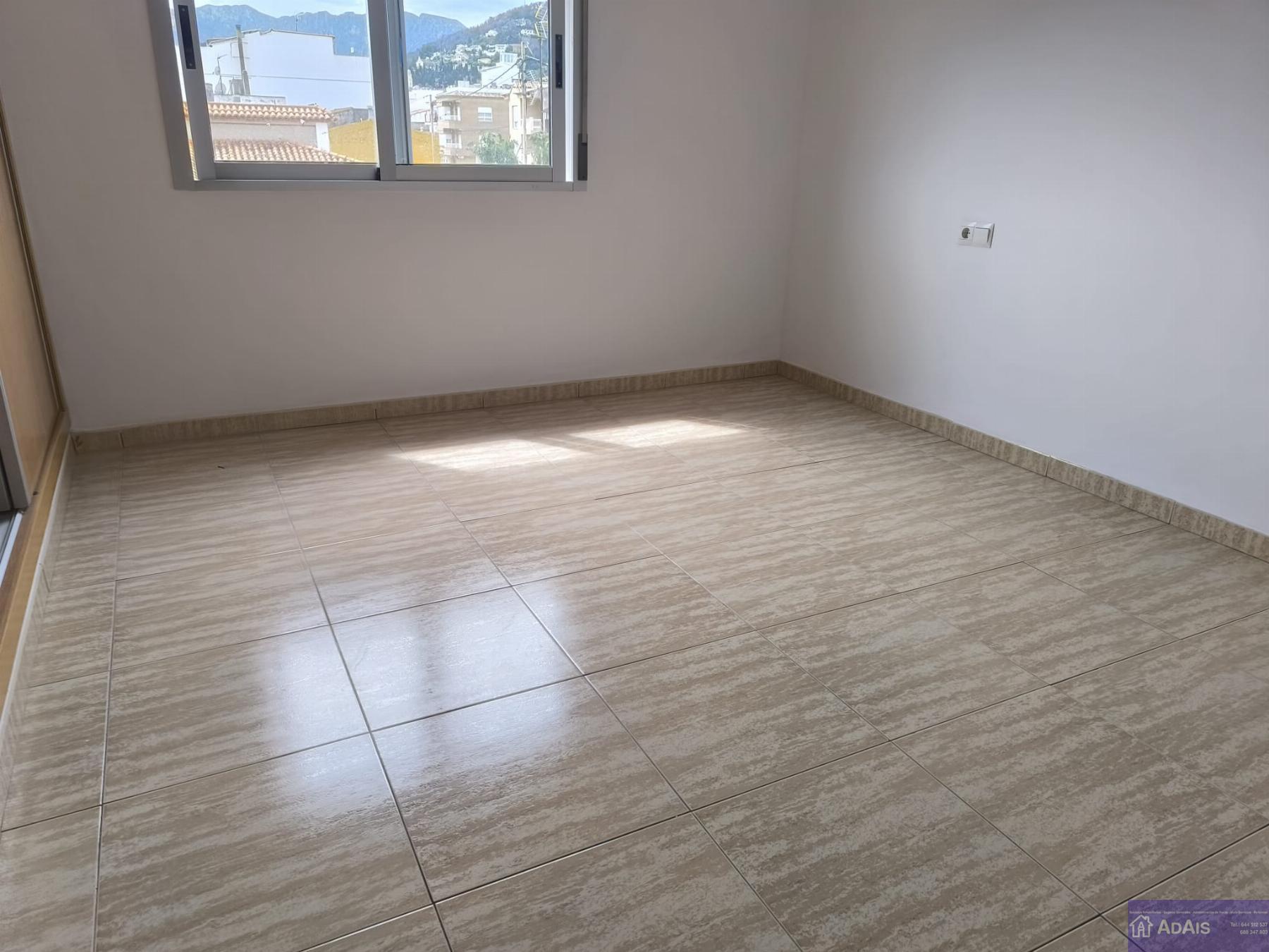 For sale of duplex in Palma de Gandía