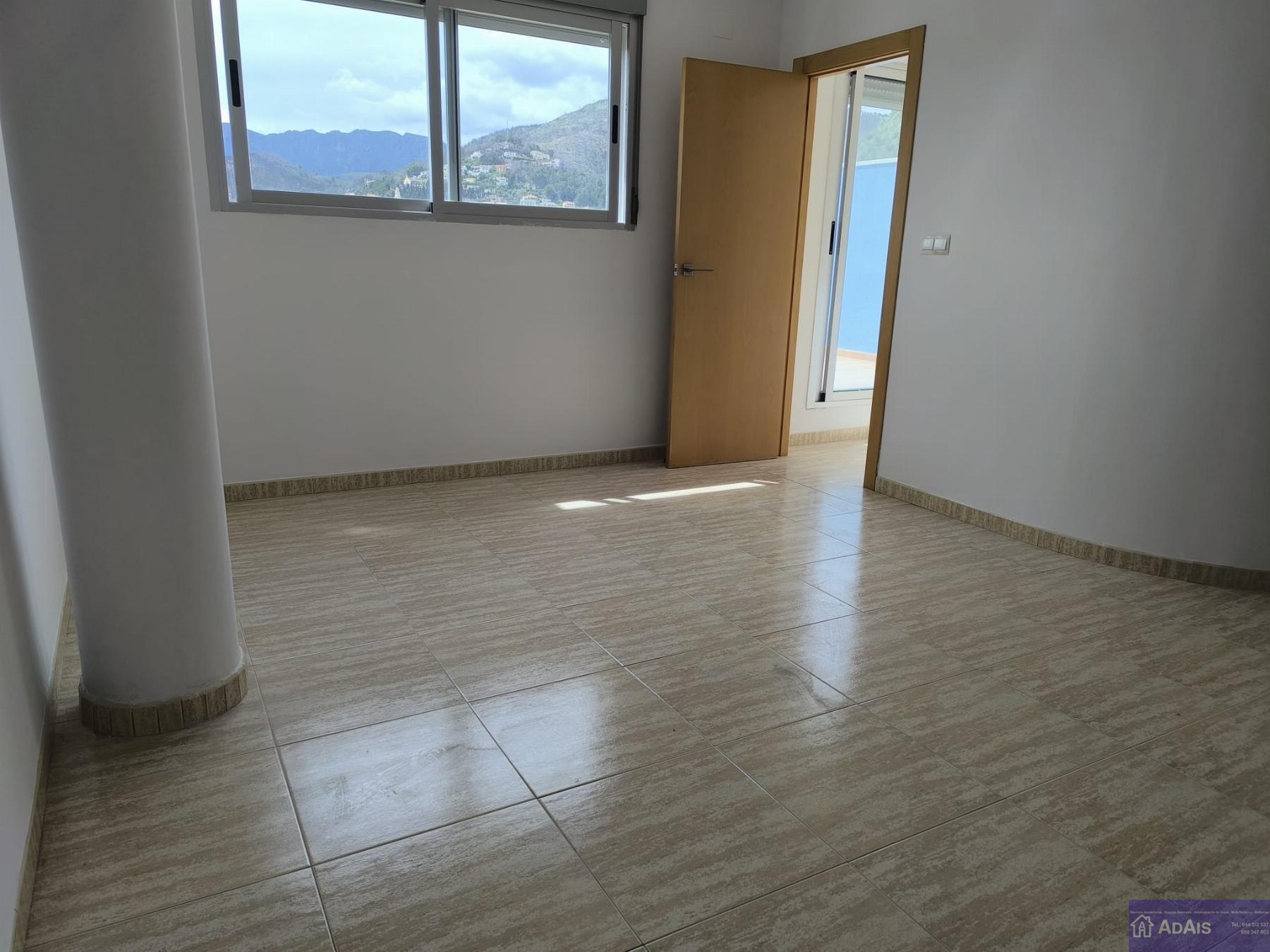 For sale of duplex in Palma de Gandía