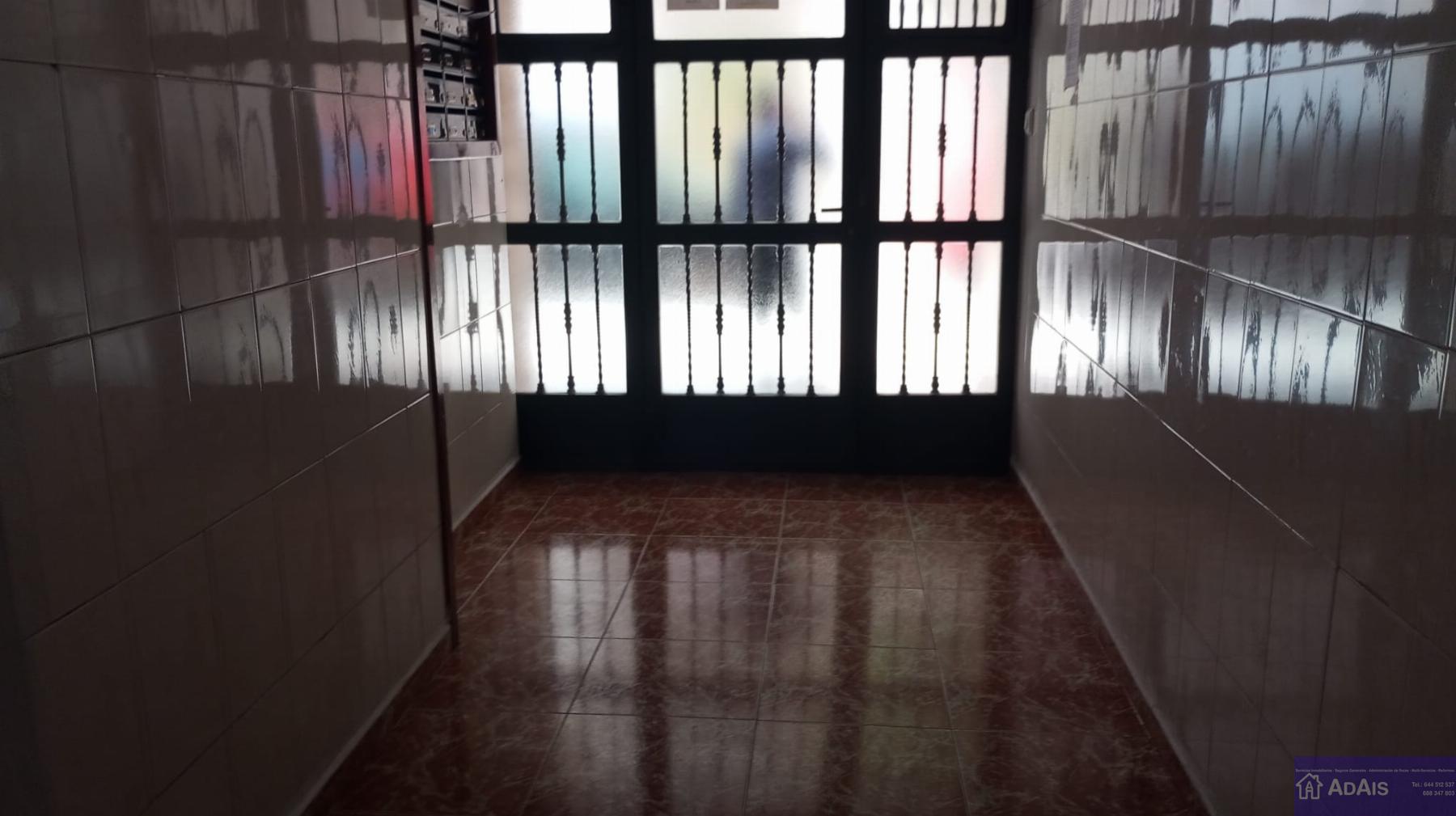 Venta de planta baja en Gandia