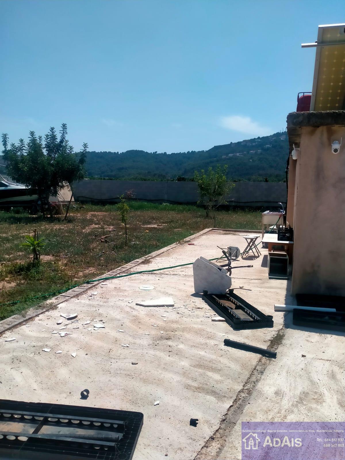 For sale of chalet in Oliva
