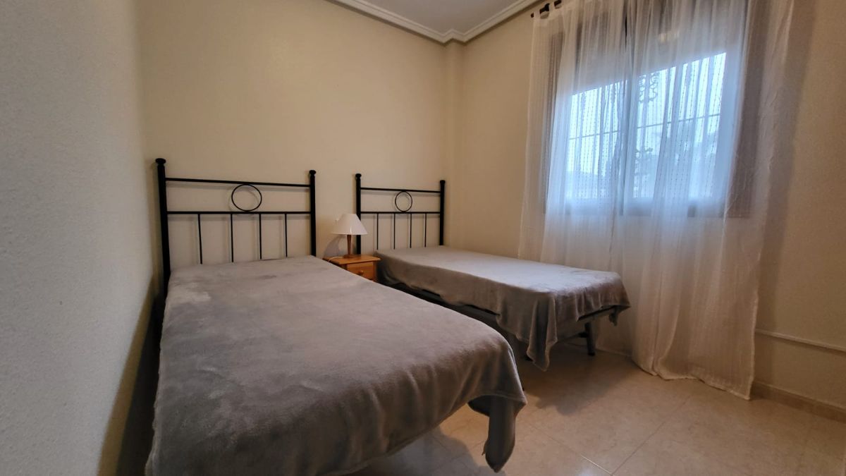 For sale of bungalow in Torrevieja