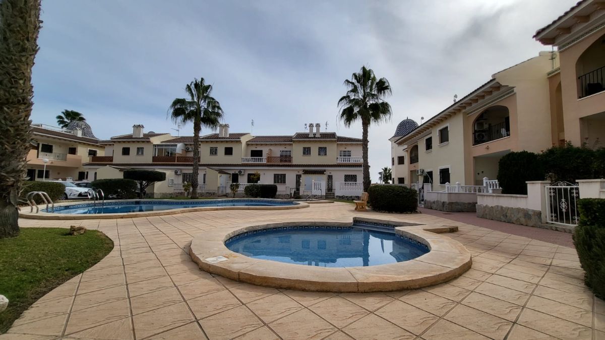 For sale of bungalow in Torrevieja