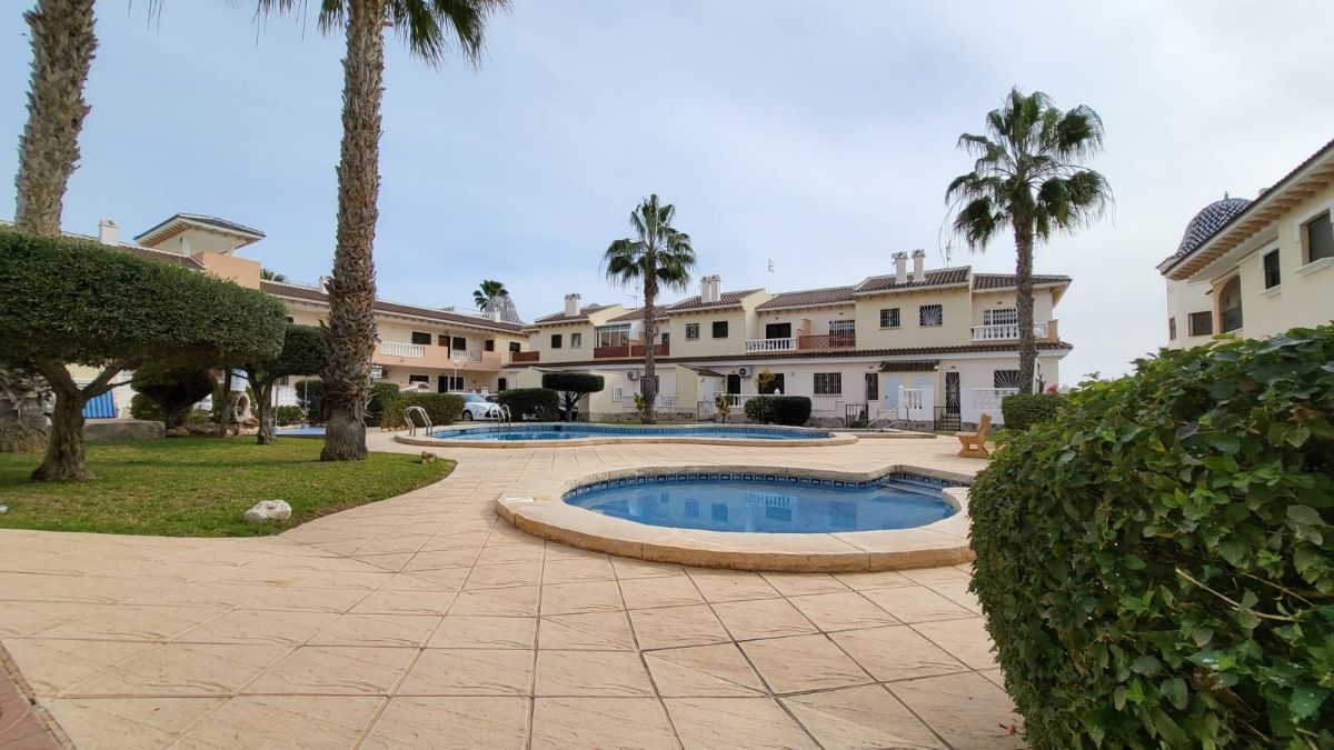 For sale of bungalow in Torrevieja