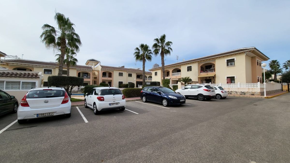 For sale of bungalow in Torrevieja