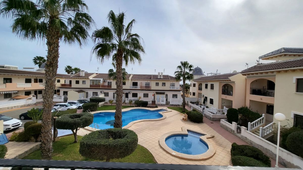 For sale of bungalow in Torrevieja