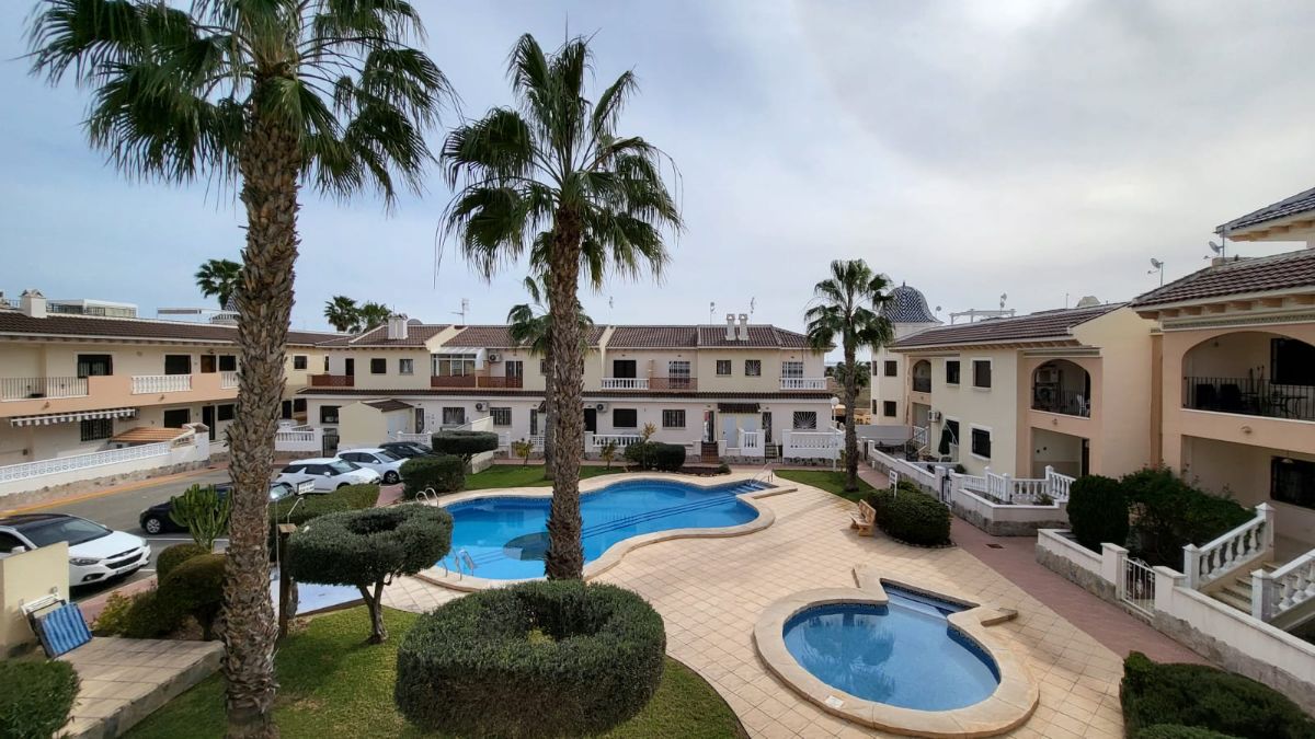 For sale of bungalow in Torrevieja