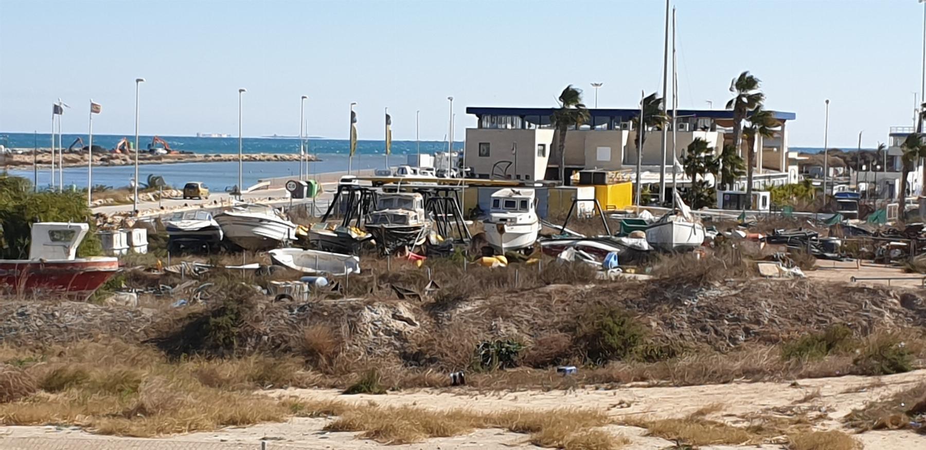 For sale of apartment in Guardamar del Segura