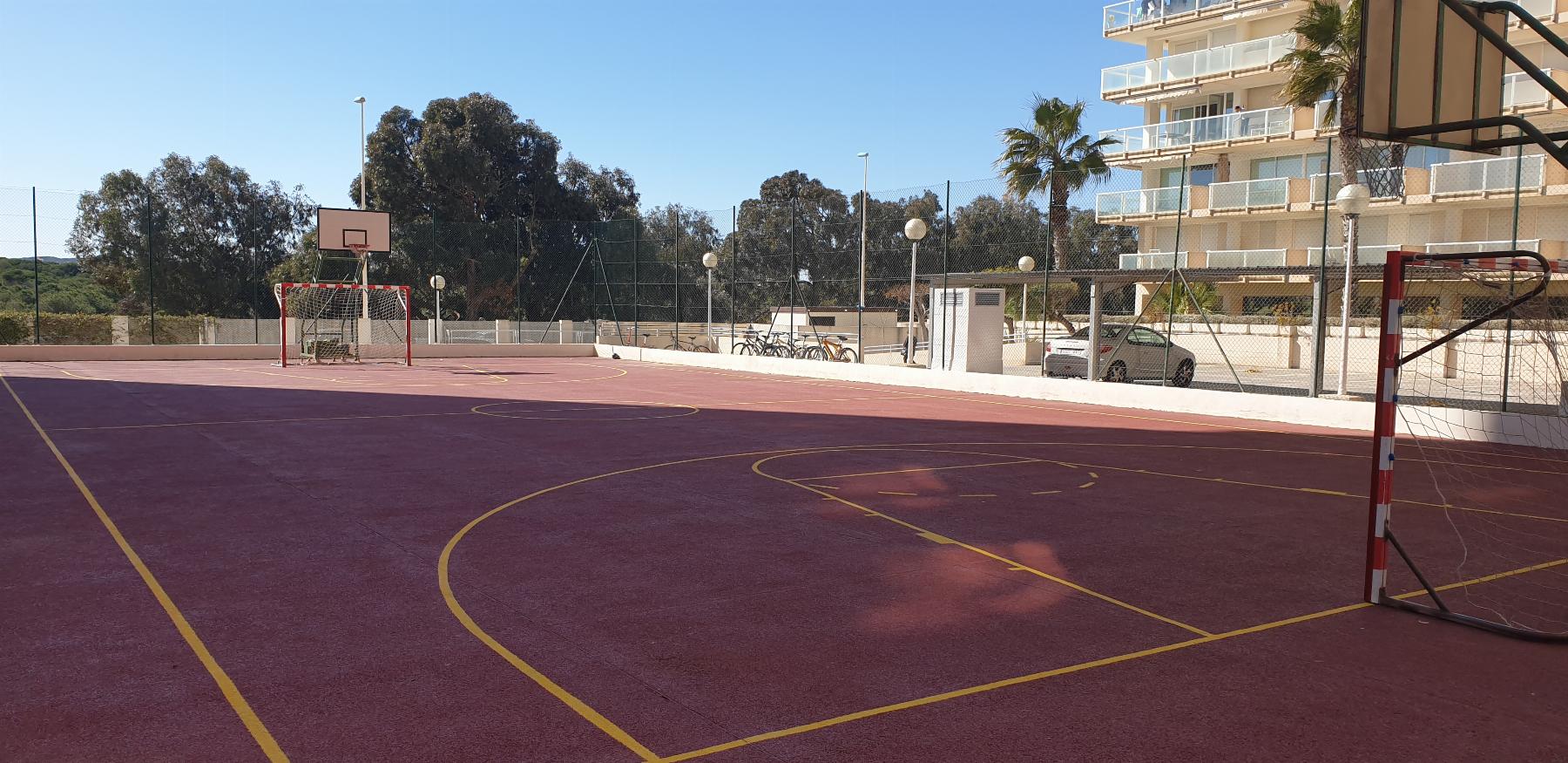 For sale of apartment in Guardamar del Segura