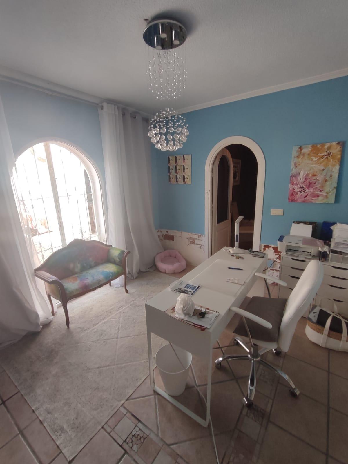 For sale of chalet in Torrevieja