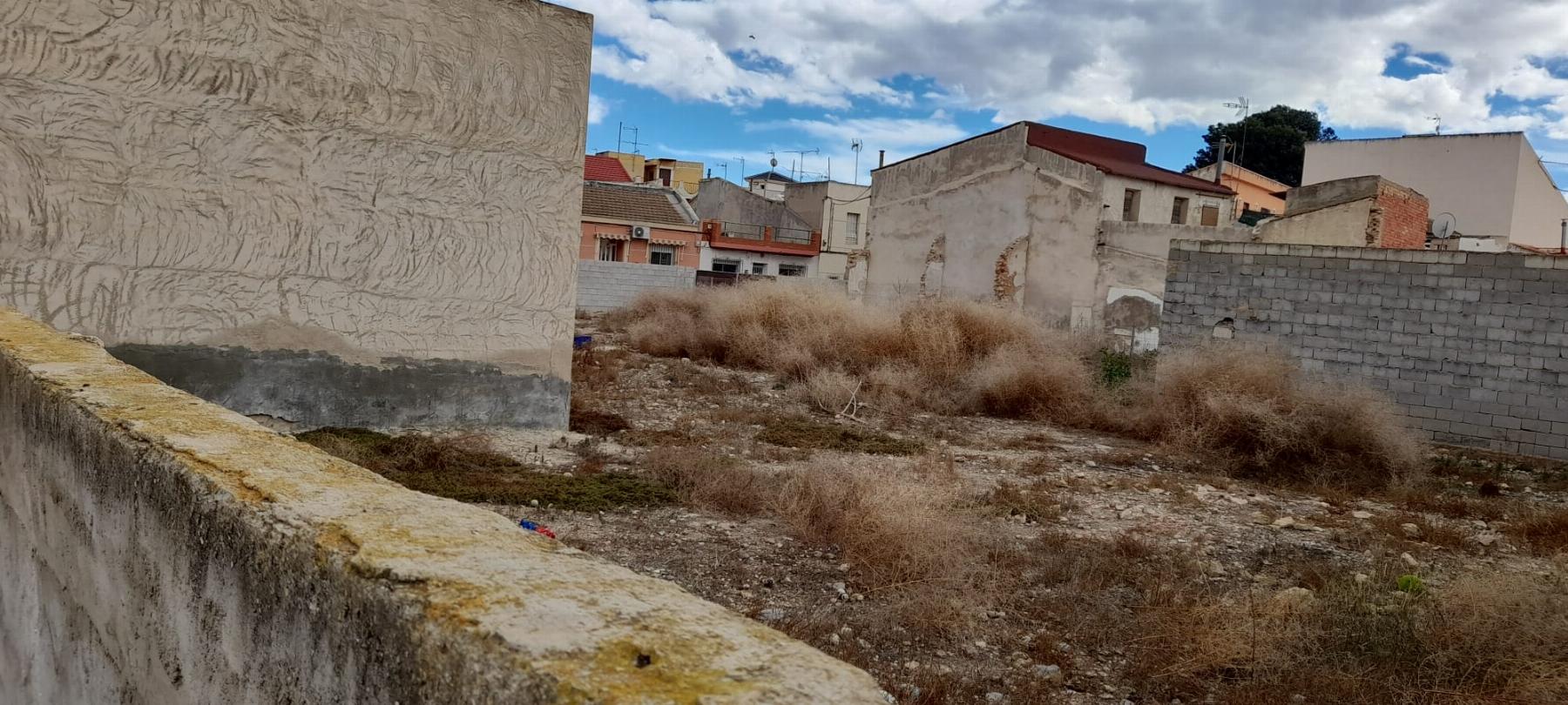Venta de terreno en Benferri