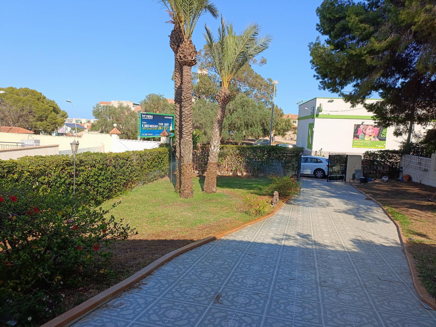 For sale of chalet in Torrevieja
