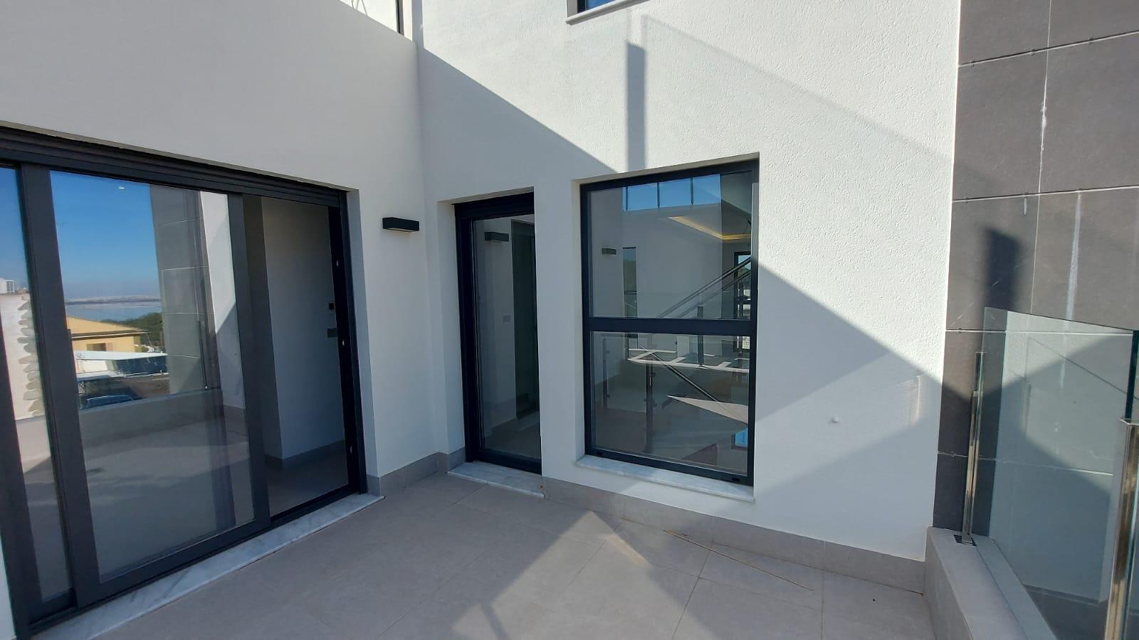 For sale of chalet in Torrevieja