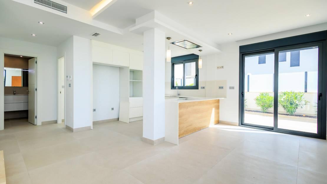 For sale of chalet in Torrevieja
