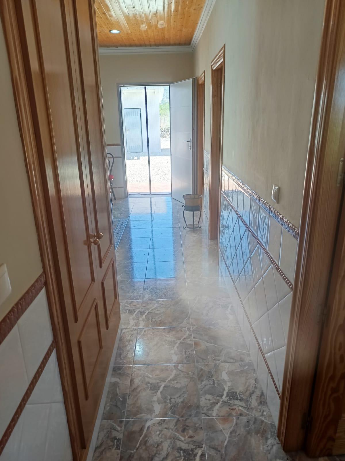 For sale of chalet in Orihuela