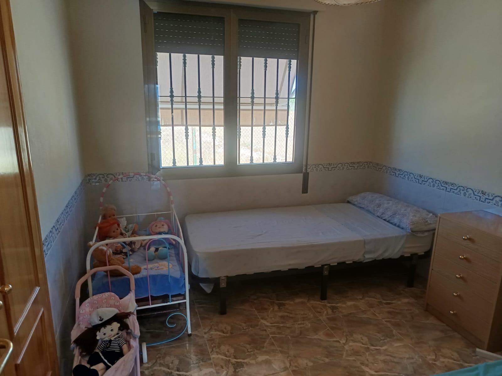 For sale of chalet in Orihuela