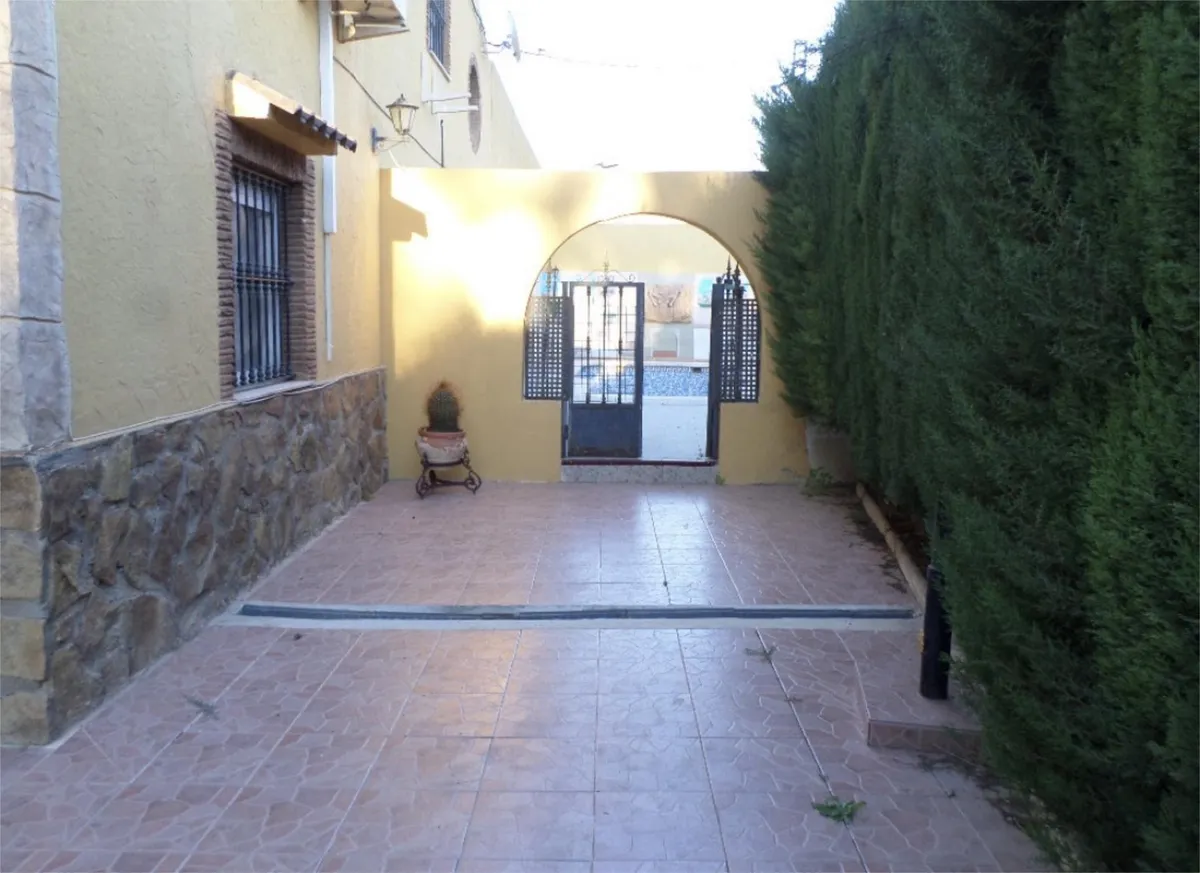Venta de chalet en Orihuela