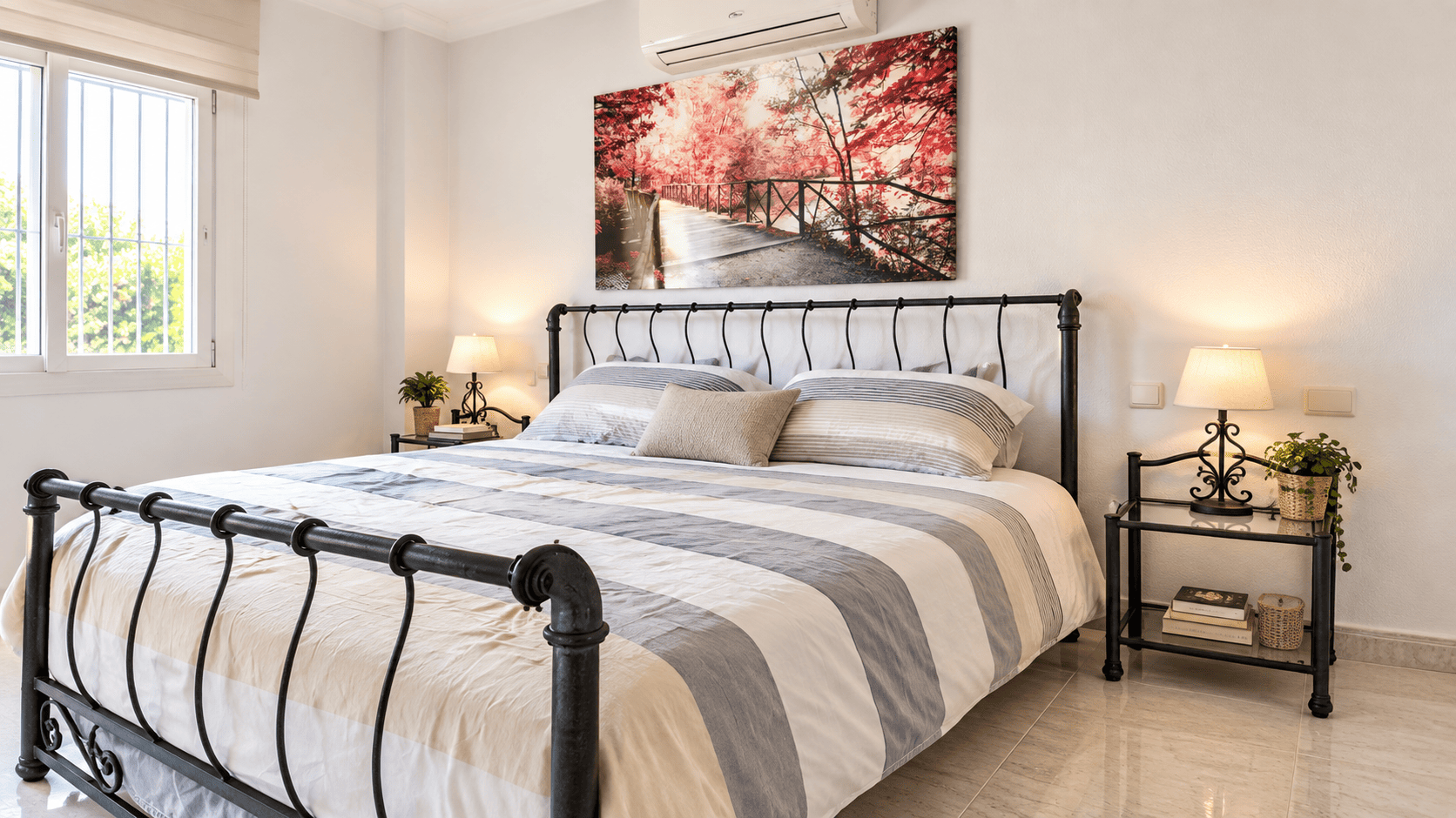 Vrijstaande villa te koop in Benferri