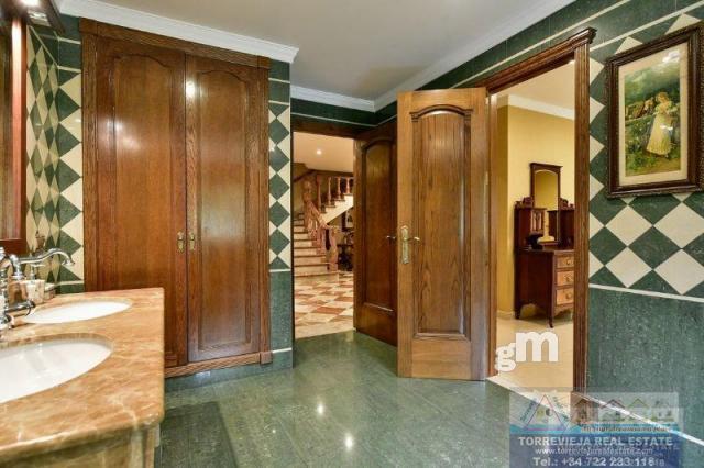 For sale of villa in Algorfa