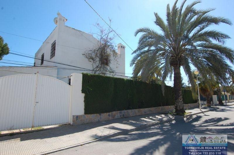 Til salg fra villa i Orihuela Costa