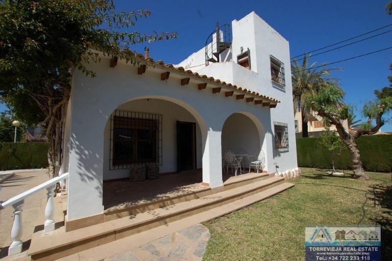 Til salg fra villa i Orihuela Costa