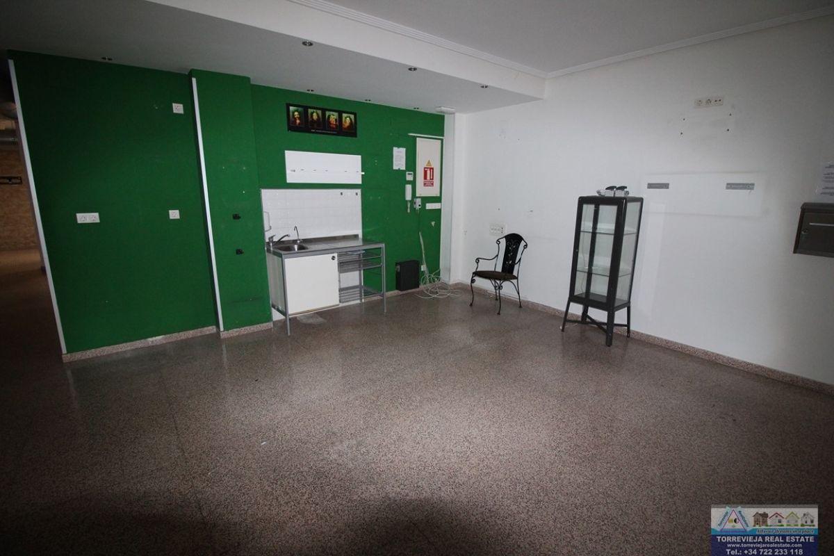 Продажа от

 Коммерческие помещения на Torrevieja