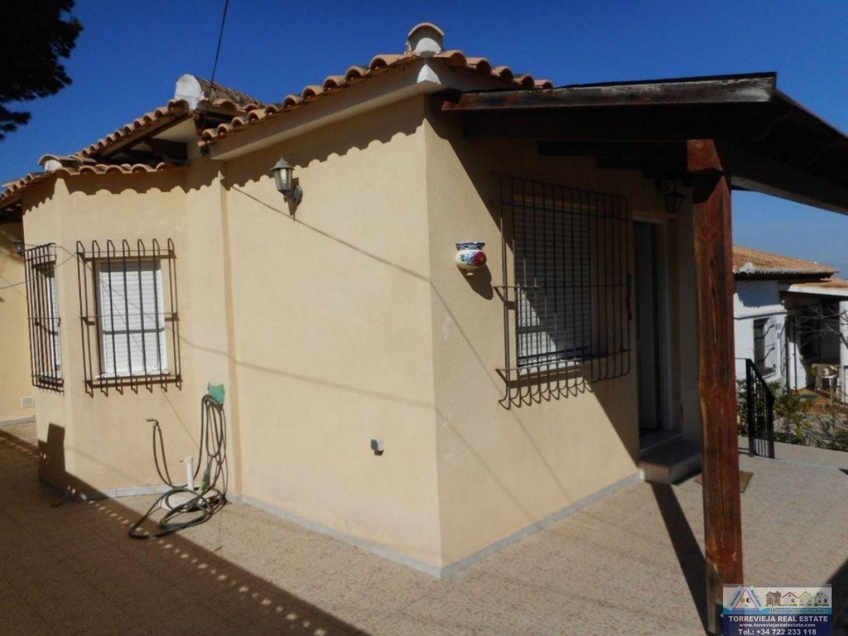 Köp av herrgård i Torrevieja