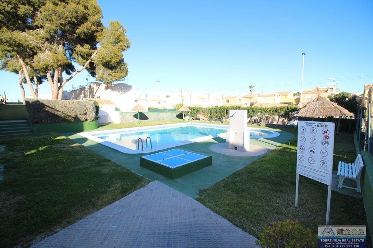 Köp av herrgård i Torrevieja