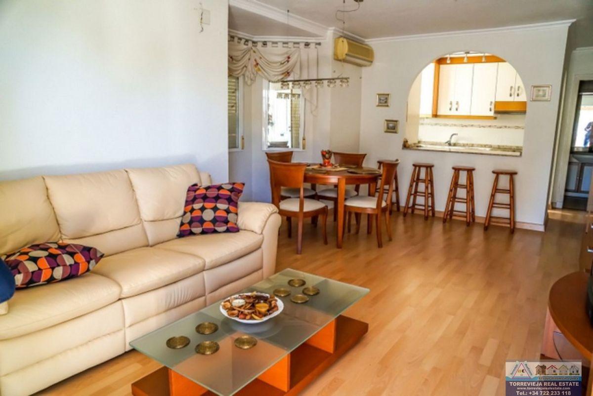 Köp av herrgård i Torrevieja