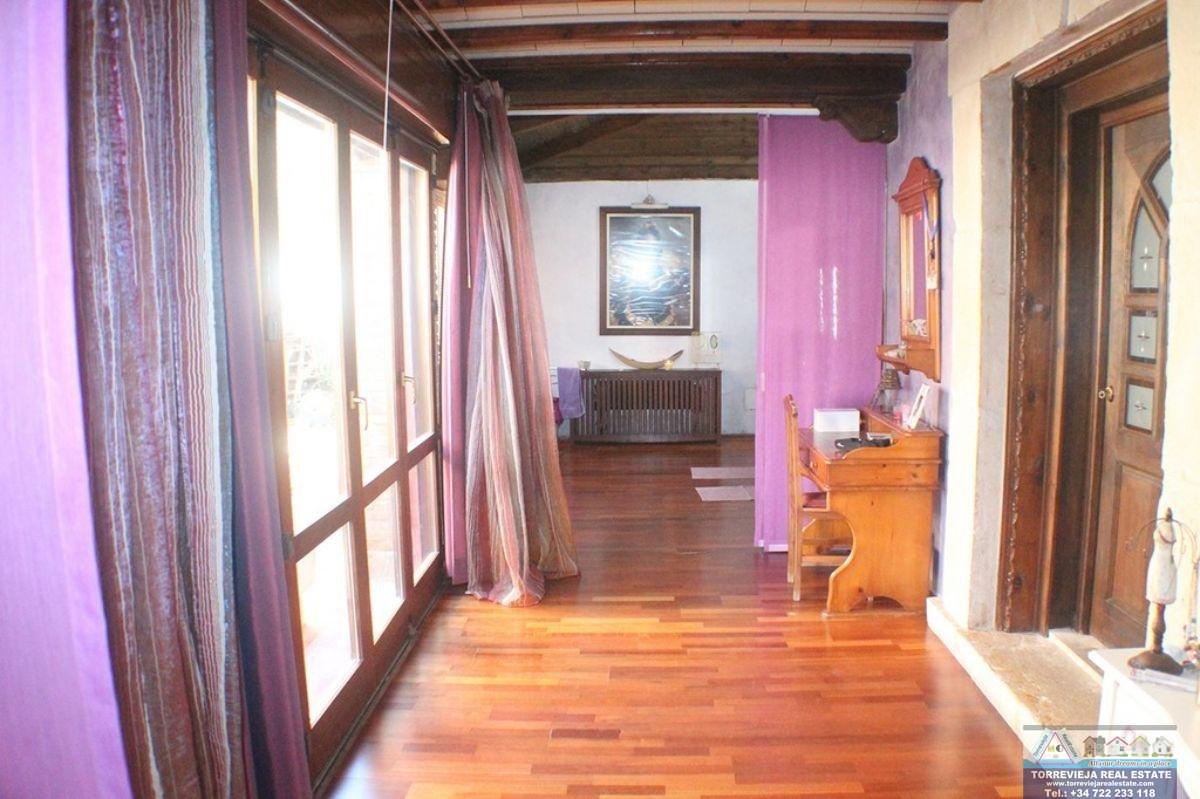 For sale of villa in Algorfa