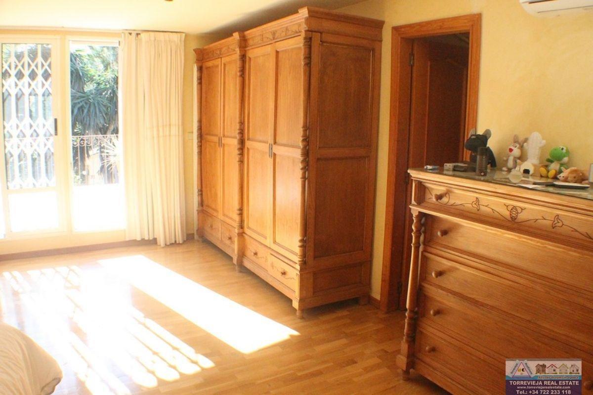 For sale of villa in Algorfa