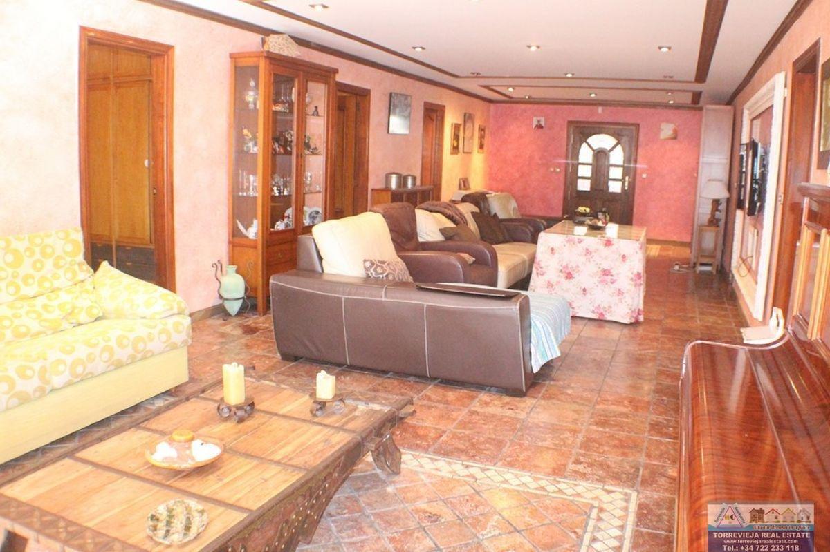 For sale of villa in Algorfa