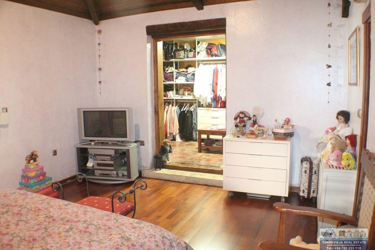 For sale of villa in Algorfa