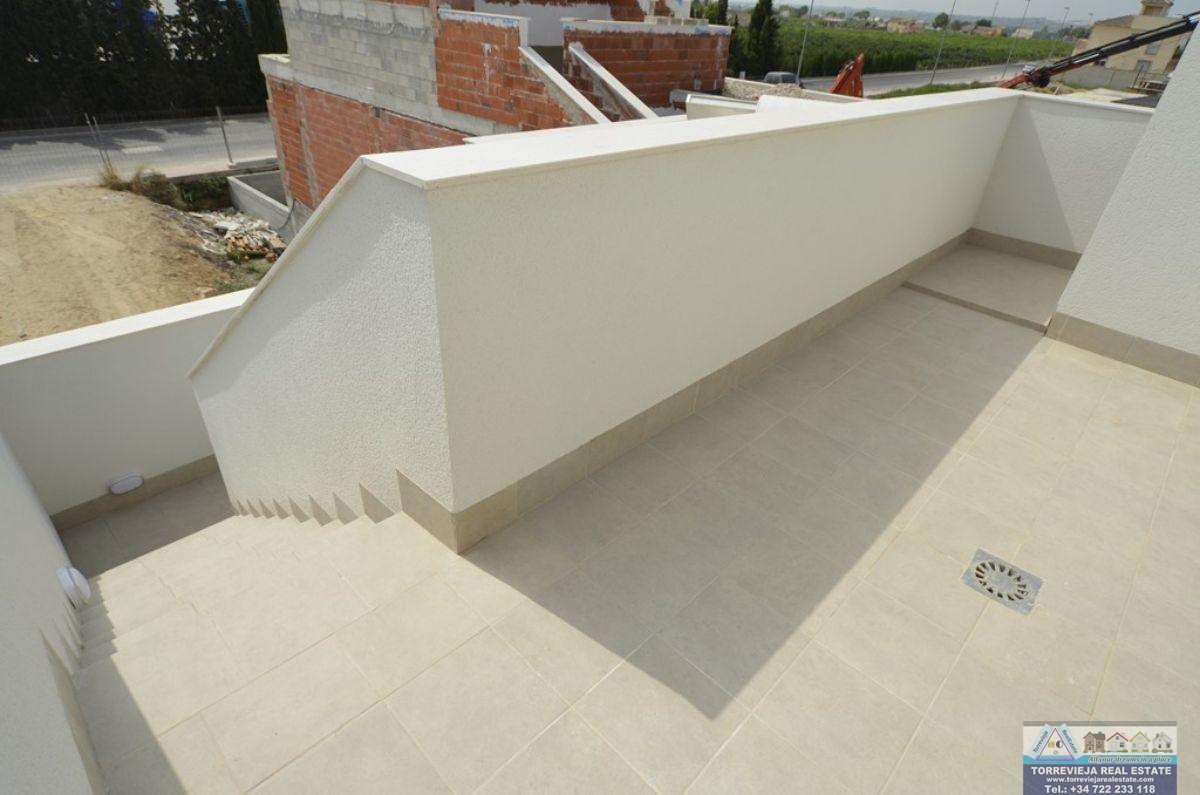 For sale of villa in Daya Nueva