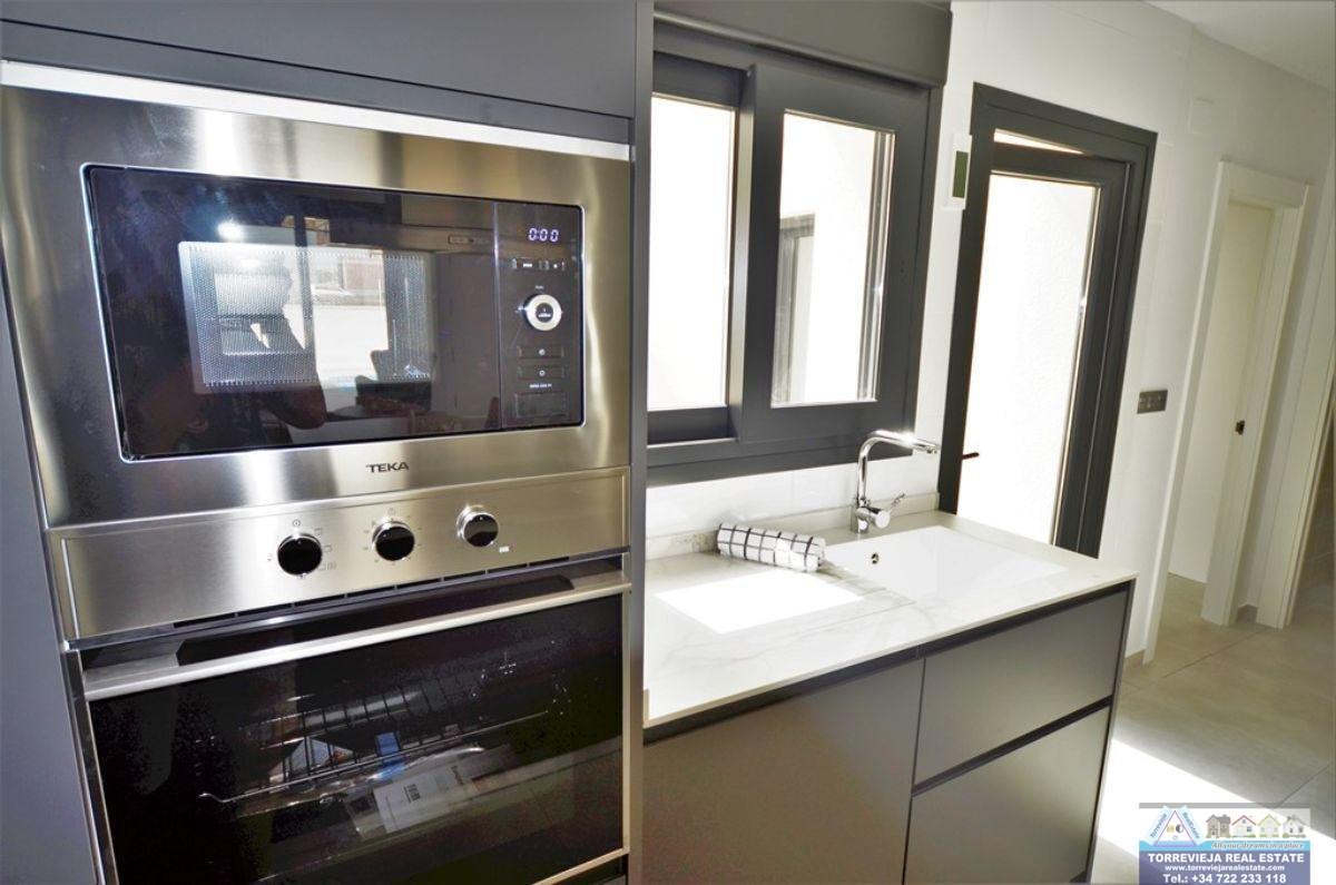 For sale of villa in Daya Nueva