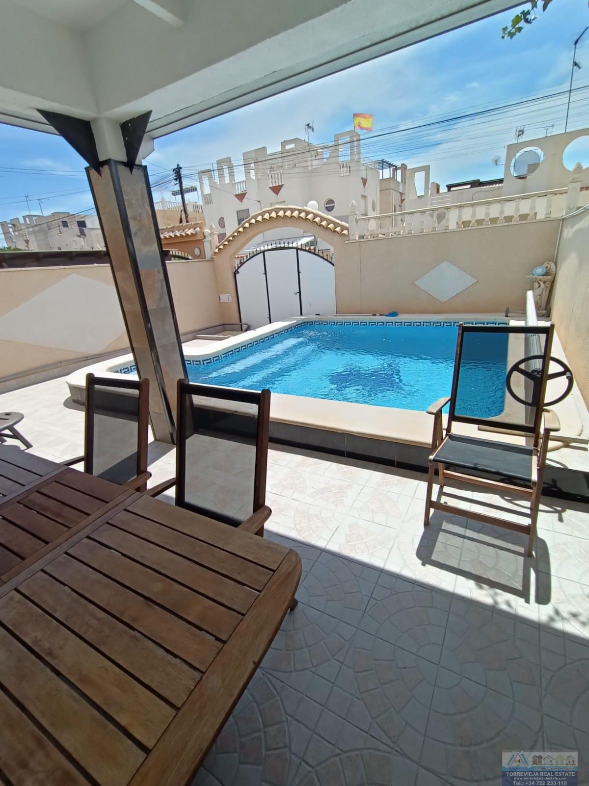 Venta de bungalow en Torrevieja