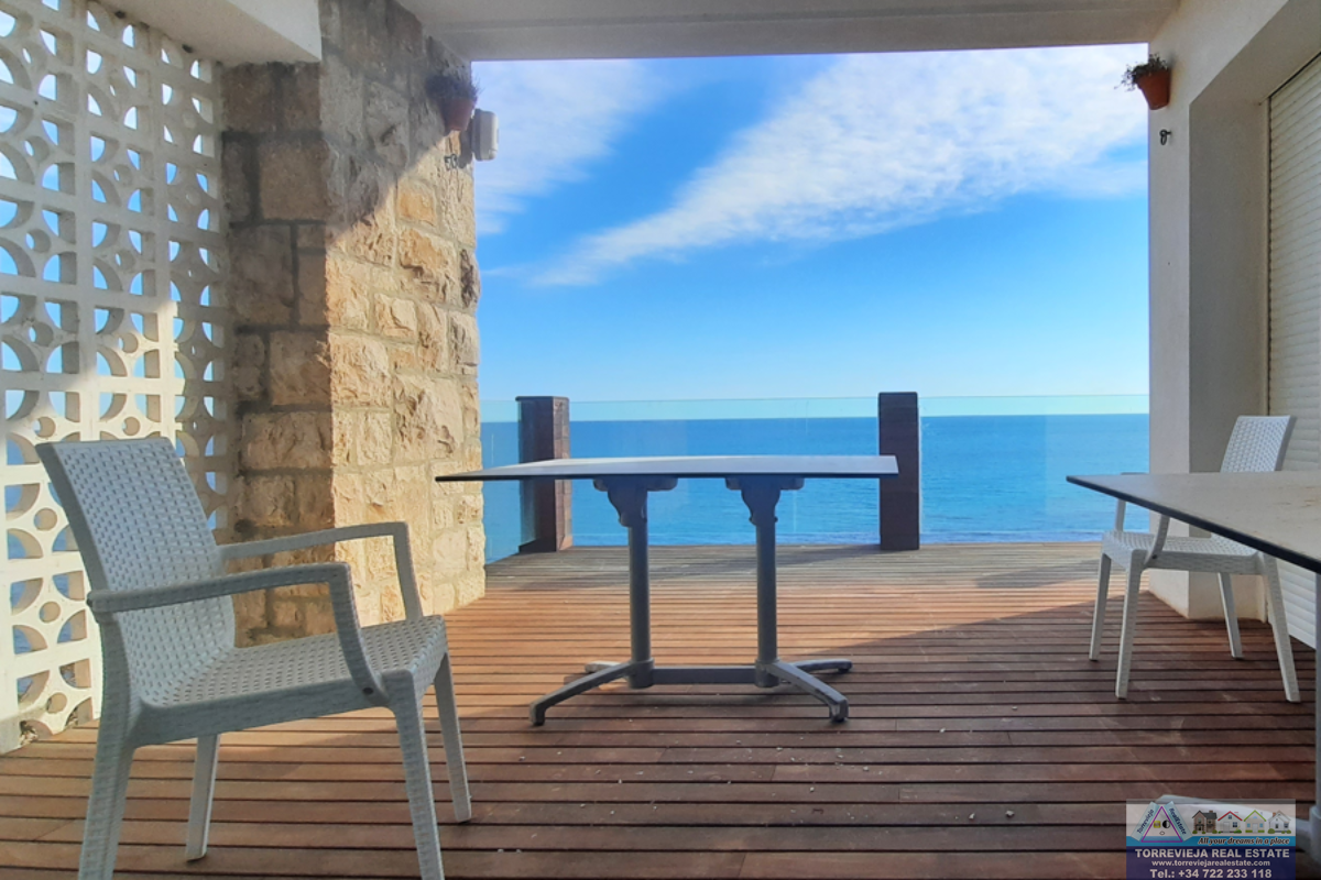 For sale of villa in Torrevieja