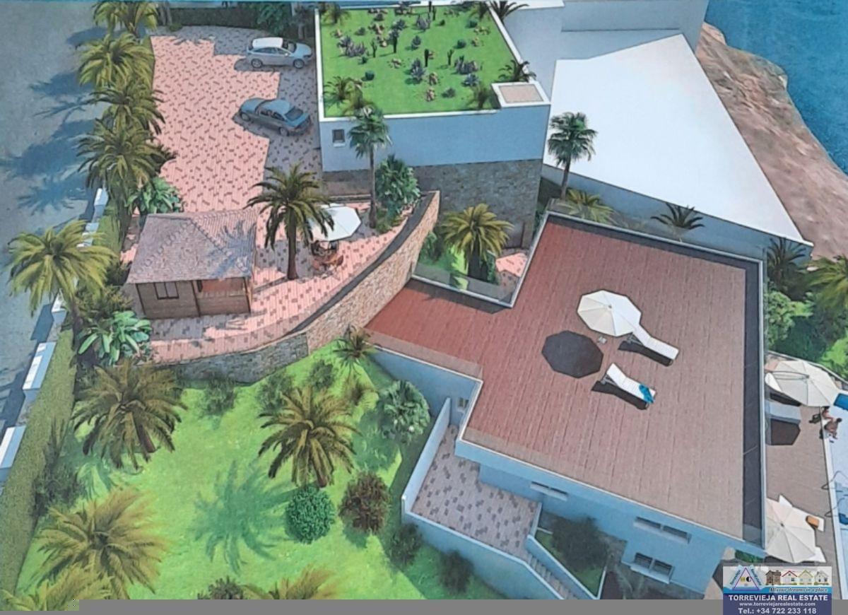 For sale of villa in Torrevieja