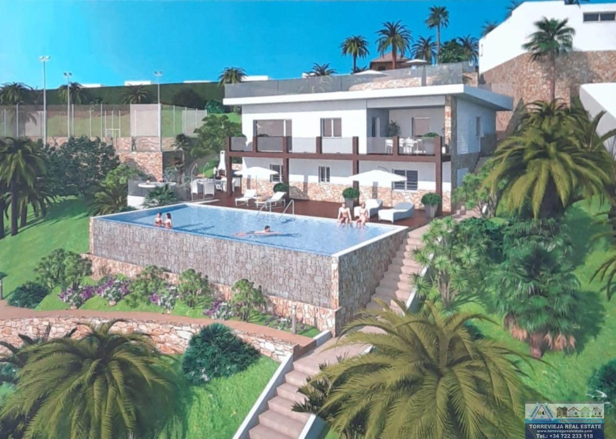 For sale of villa in Torrevieja